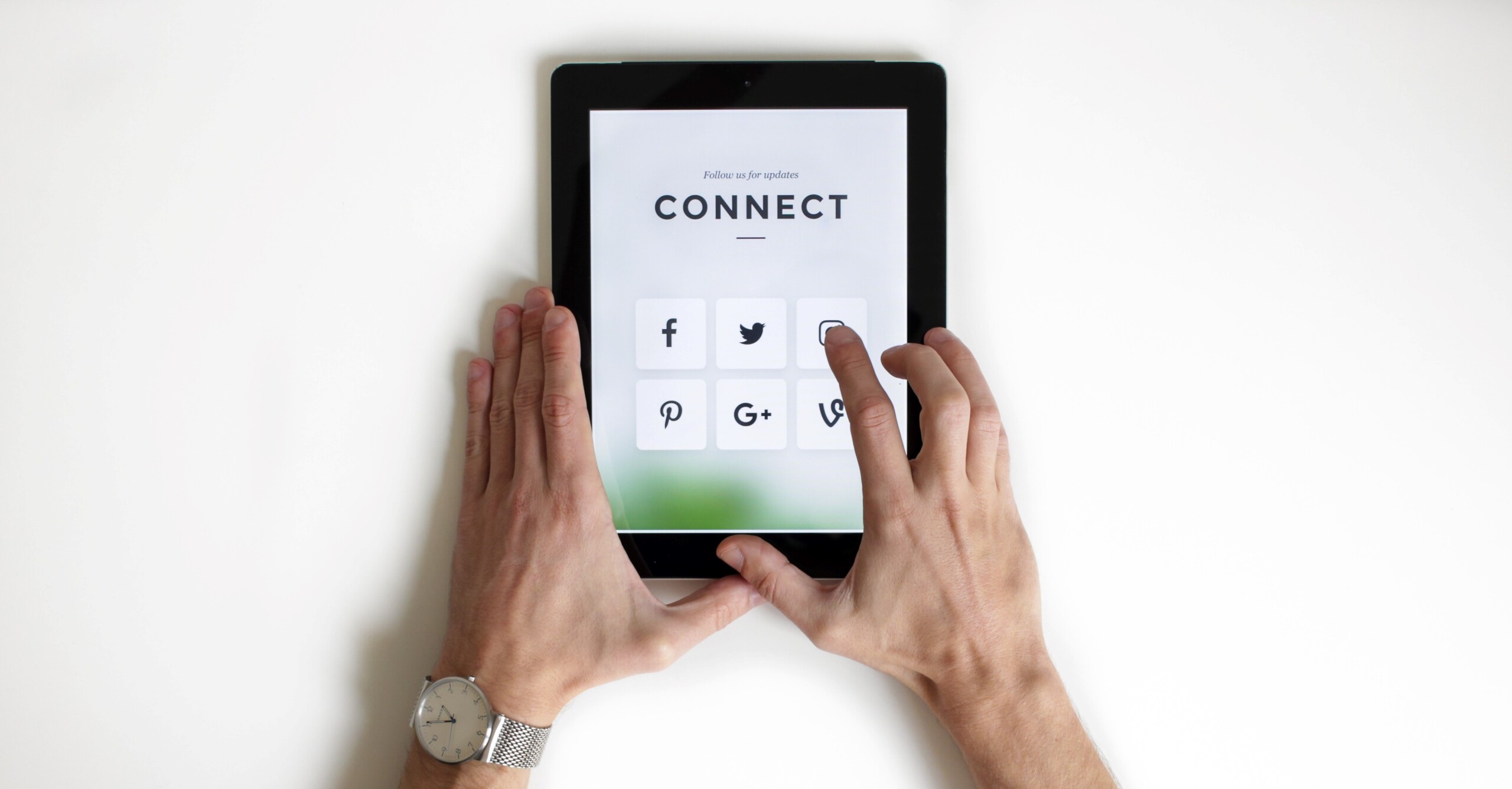 Cómo usar las redes sociales para el marketing de afiliados en 2025