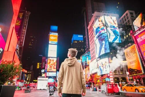 Marketing de afiliados vs. publicidad