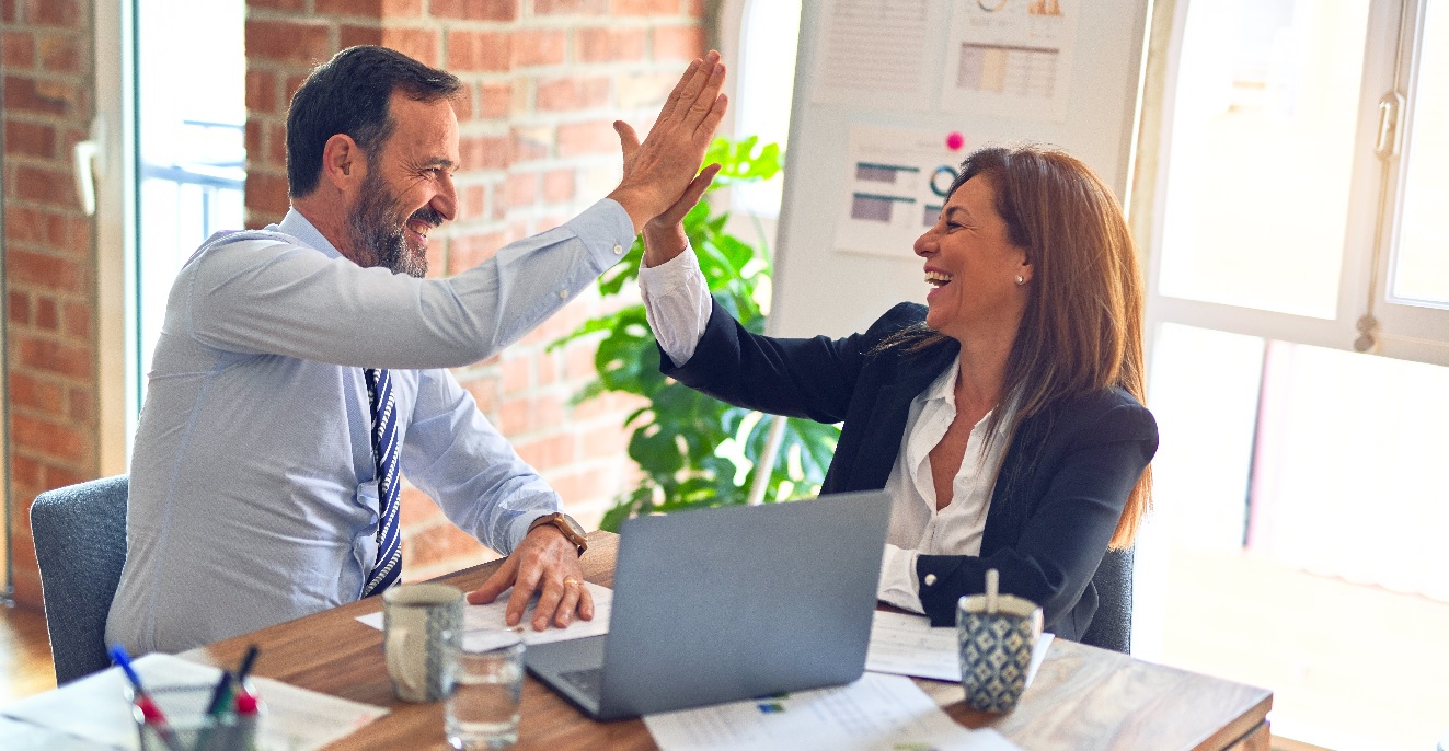 10 razones por las que tu pequeña empresa debería iniciar un programa de afiliados